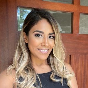 Meet your Posher, Azucena